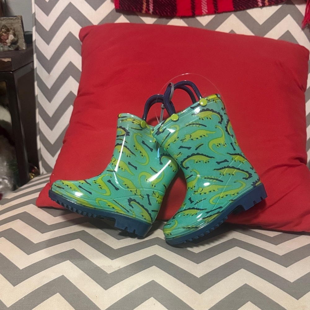 Kids' Vibrant Patterned Rain Boots - Blue and Green